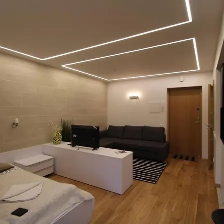 Studio Center Апартаменты *